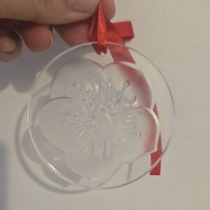 Vintage 2004 Lalique Clear Glass Flower Ornament